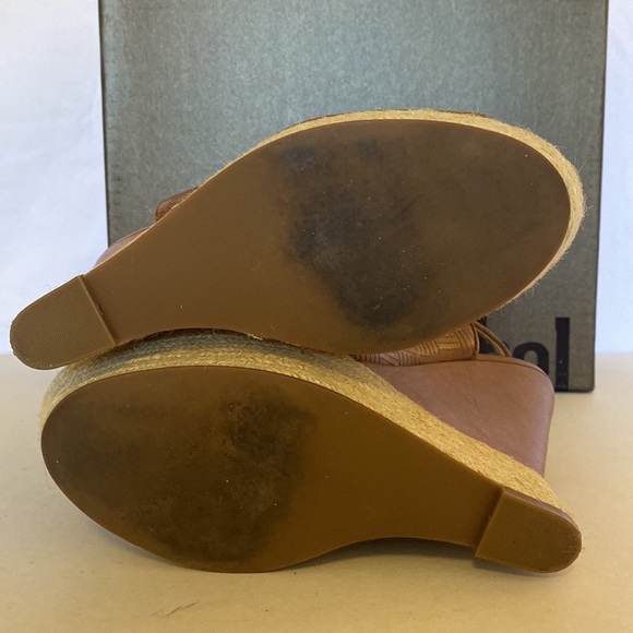 COPY - Luxury Rebel Tan Lace Up Wedges 38.5 EUC - Picture 4 of 8